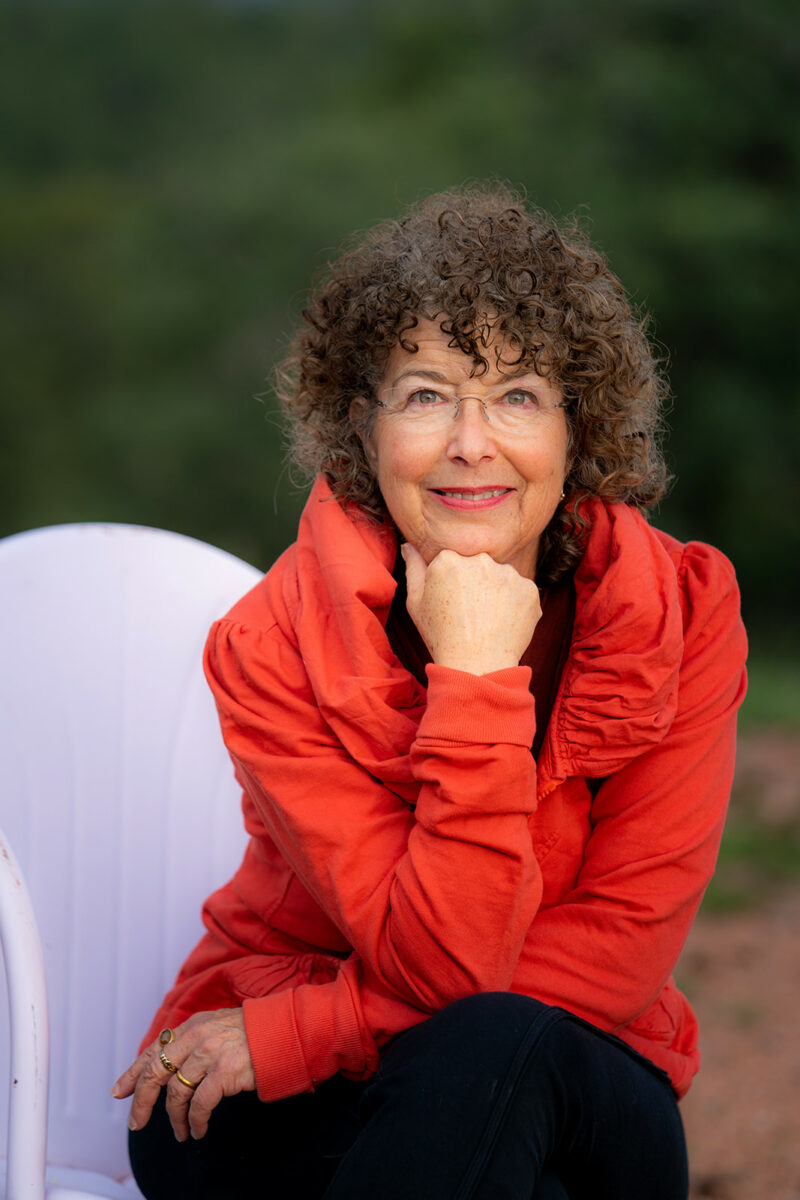 Nina Simons
